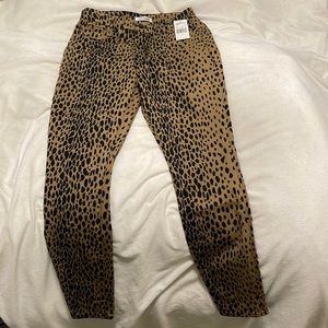 NWT Good American Leopard print skinny jeans